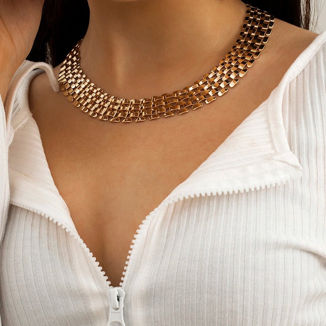 Skanto | Bredde Elv Flatkjede Choker Halskjede