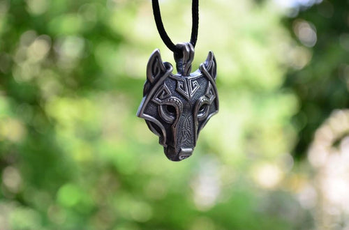 Norse Wolf Head Halskjede - Gratis Frakt! | Skanto