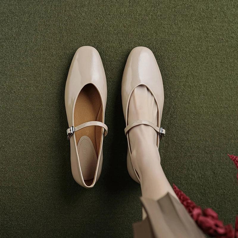 Skanto | Fritidssko: Distinkte komfortable ballerinaer - Lær retro stil - TSS158