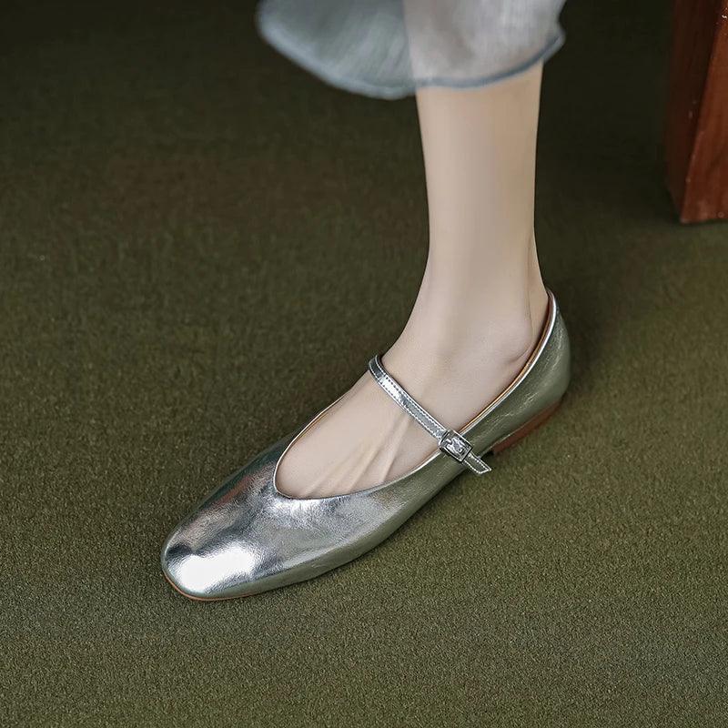 Skanto | Fritidssko: Distinkte komfortable ballerinaer - Lær retro stil - TSS158
