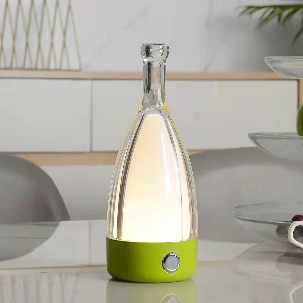Skanto | Skap en atmosfære med en flaskeformet LED-lampe