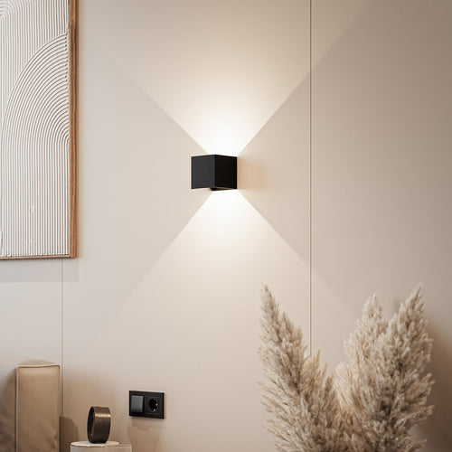 Skanto | Elegant LED vegglampe med atmosfærisk, varmt lys