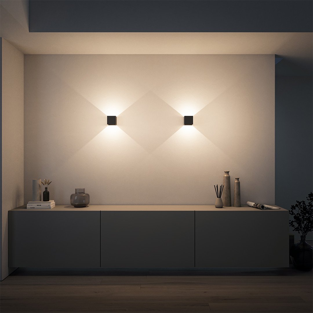 Skanto | LumiGuard - LED vegglampe med varm lys
